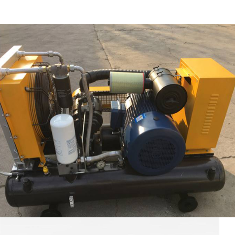 Small engineering machine